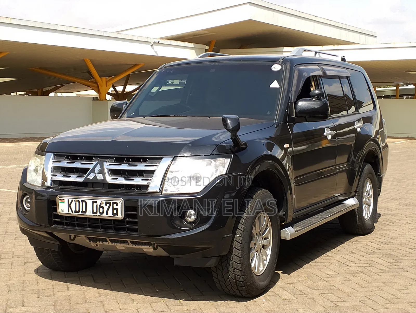 Mitsubishi Pajero 2013 Black
