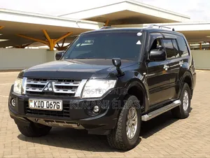 Mitsubishi Pajero 2013 Black