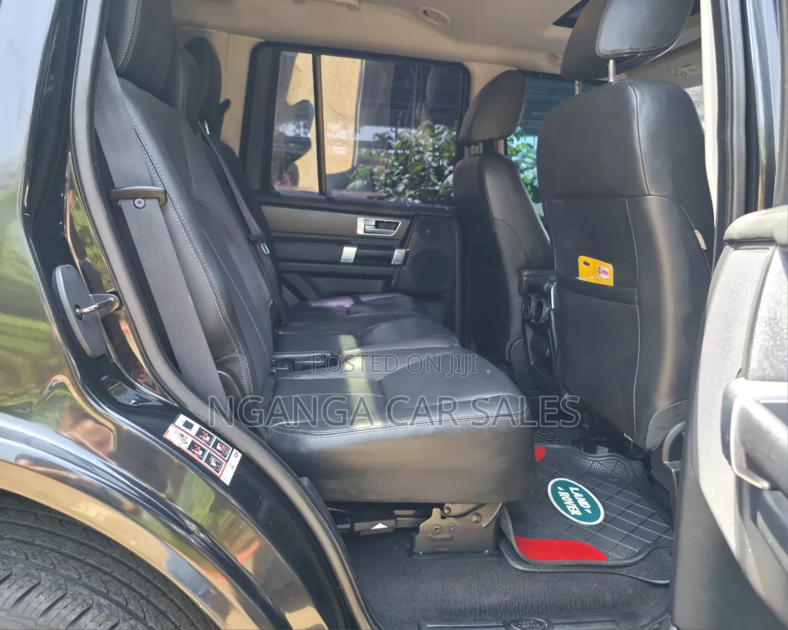 Land Rover Discovery 2016 Black