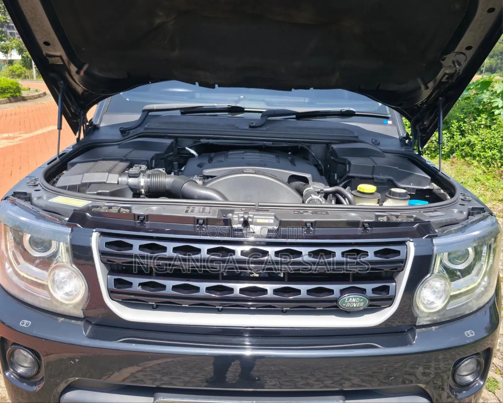 Land Rover Discovery 2016 Black