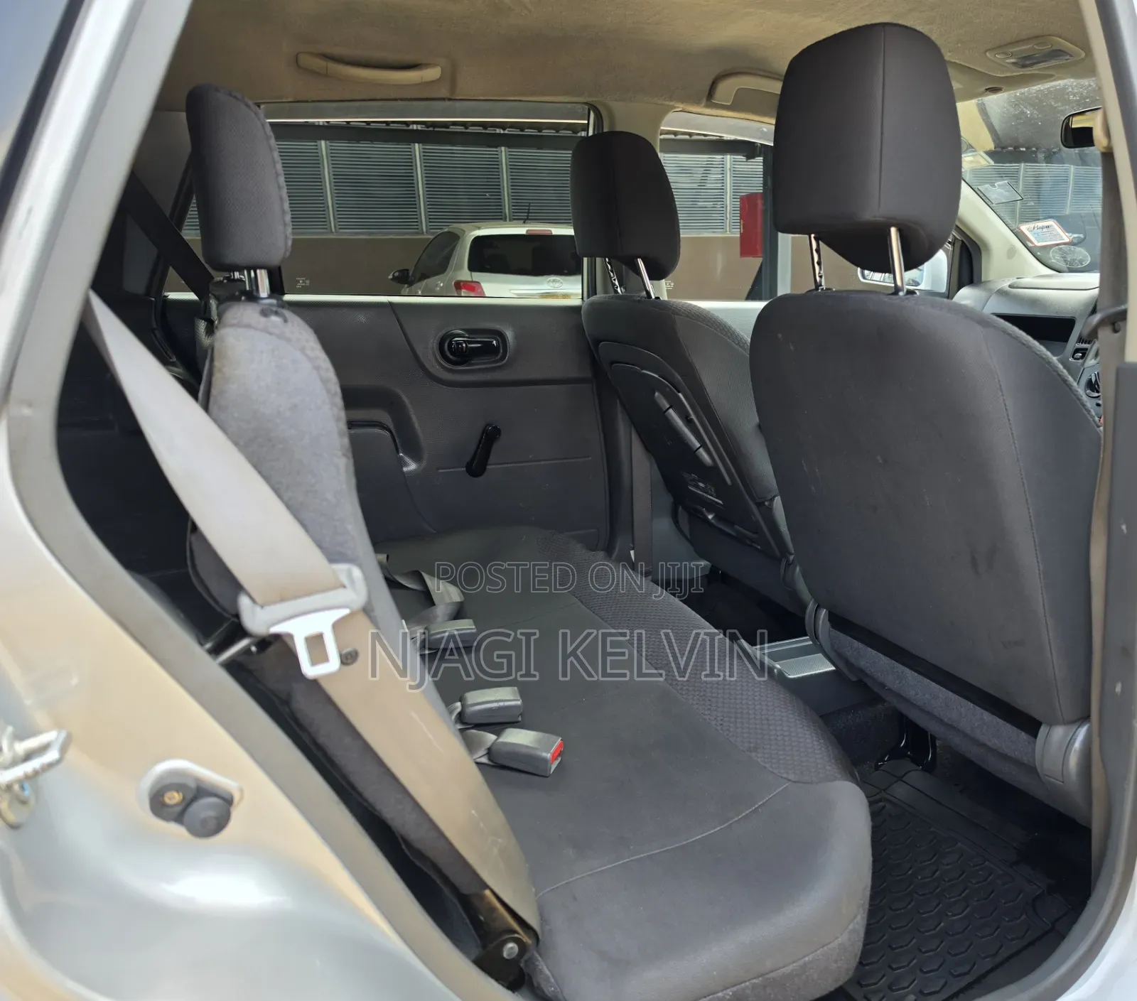 Nissan Advan 2014 Silver