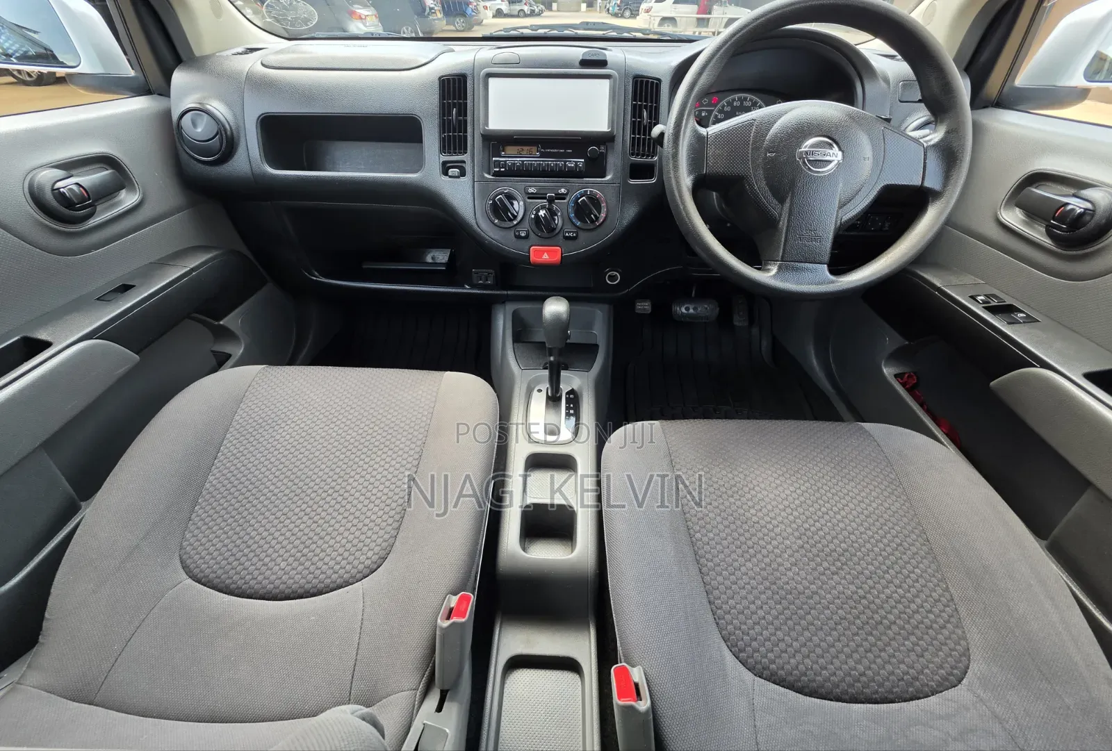 Nissan Advan 2014 Silver