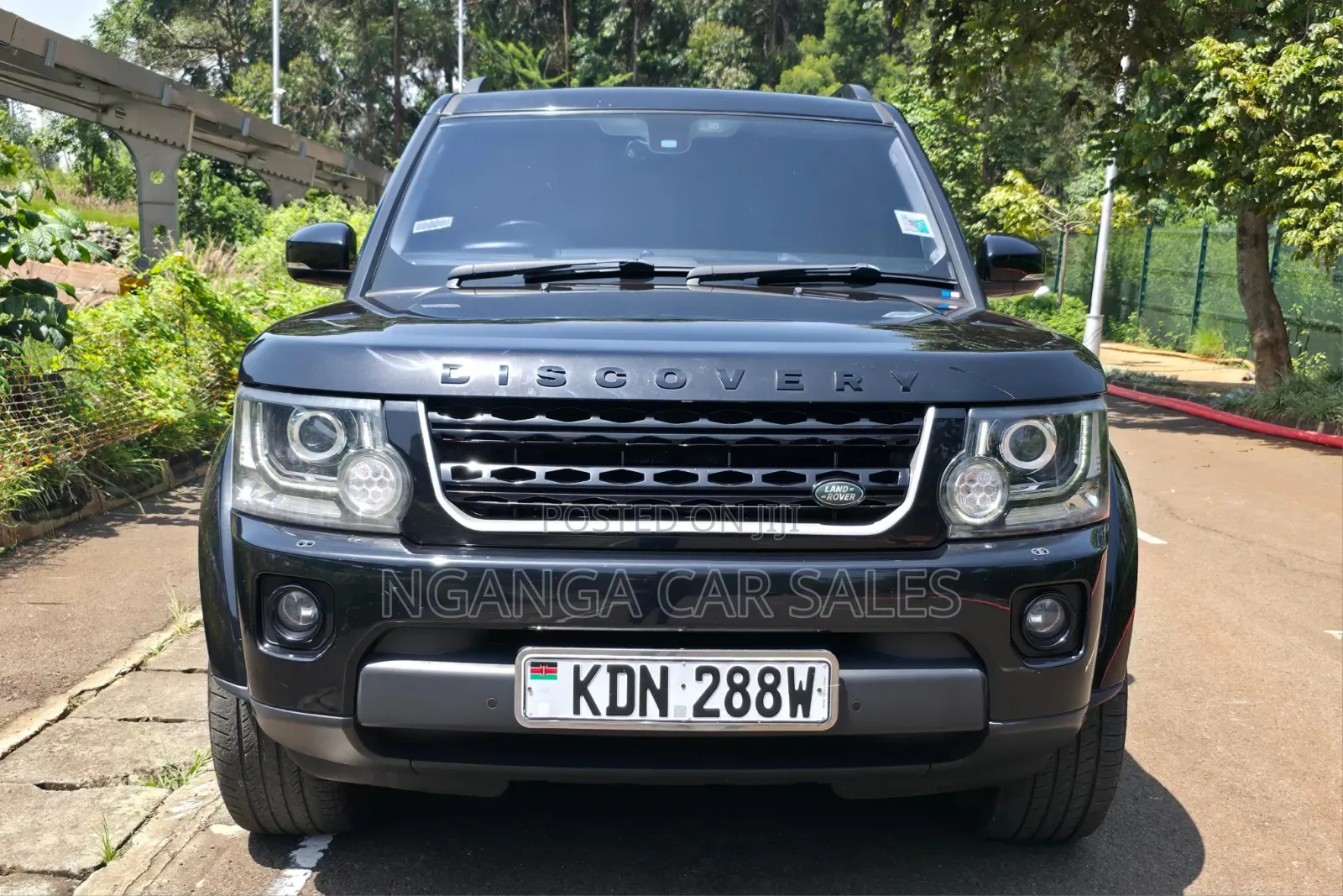 Land Rover Discovery 2016 Black