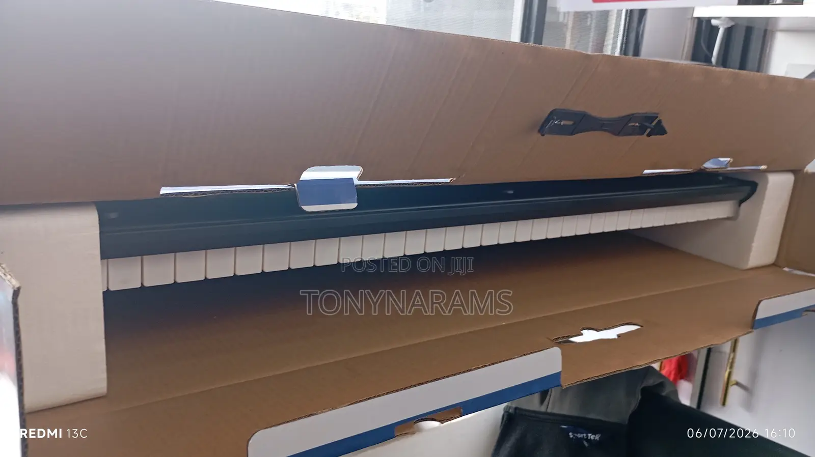 New Electronic Keyboard Ym-898