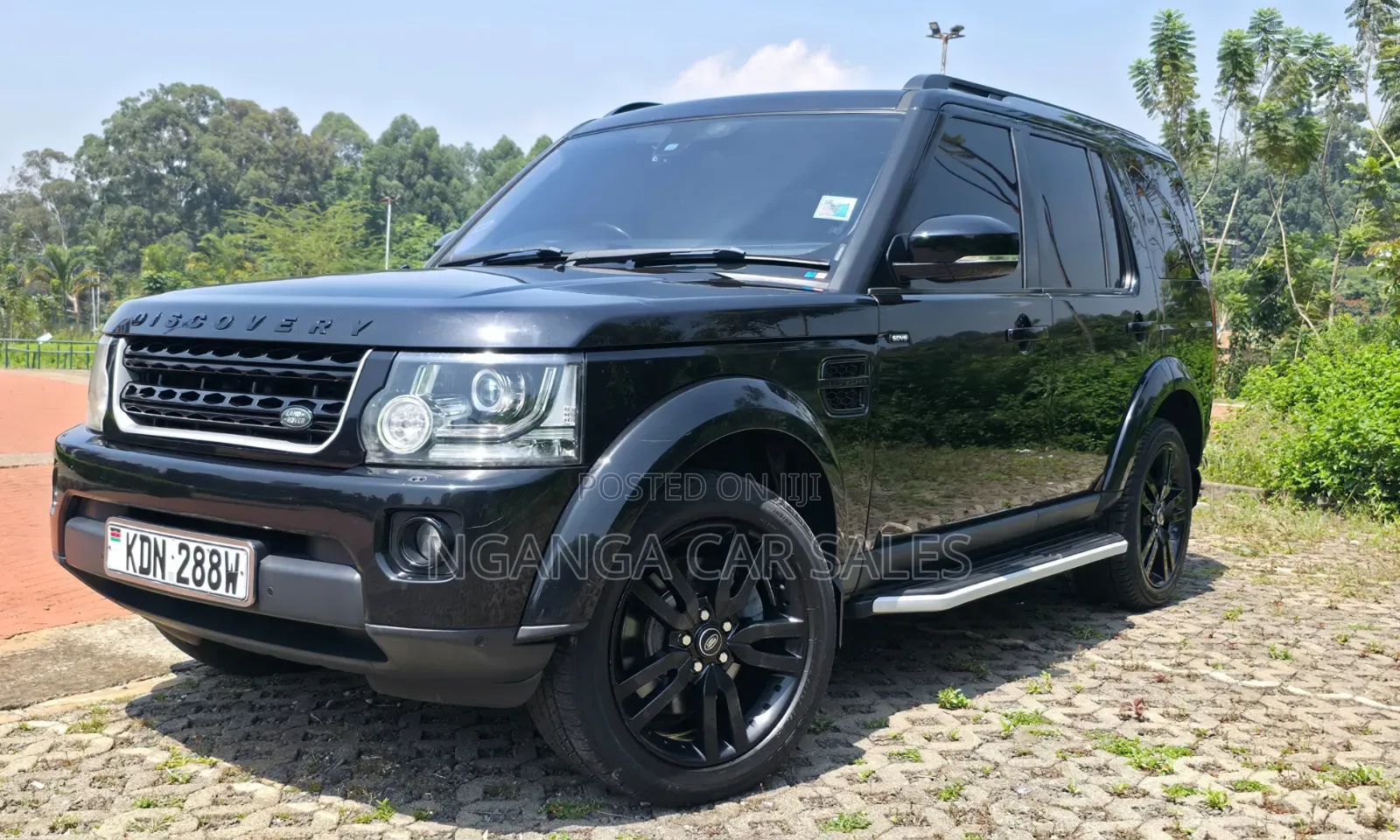 Land Rover Discovery 2016 Black