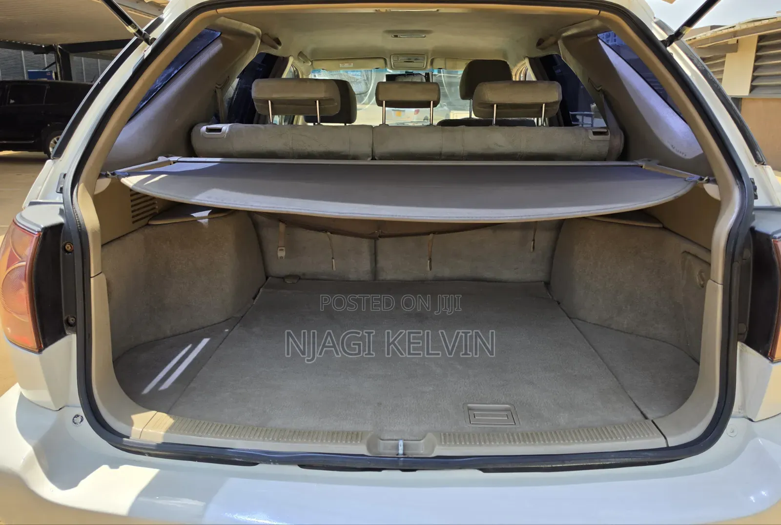Toyota Harrier 2.2 16V 2000 White