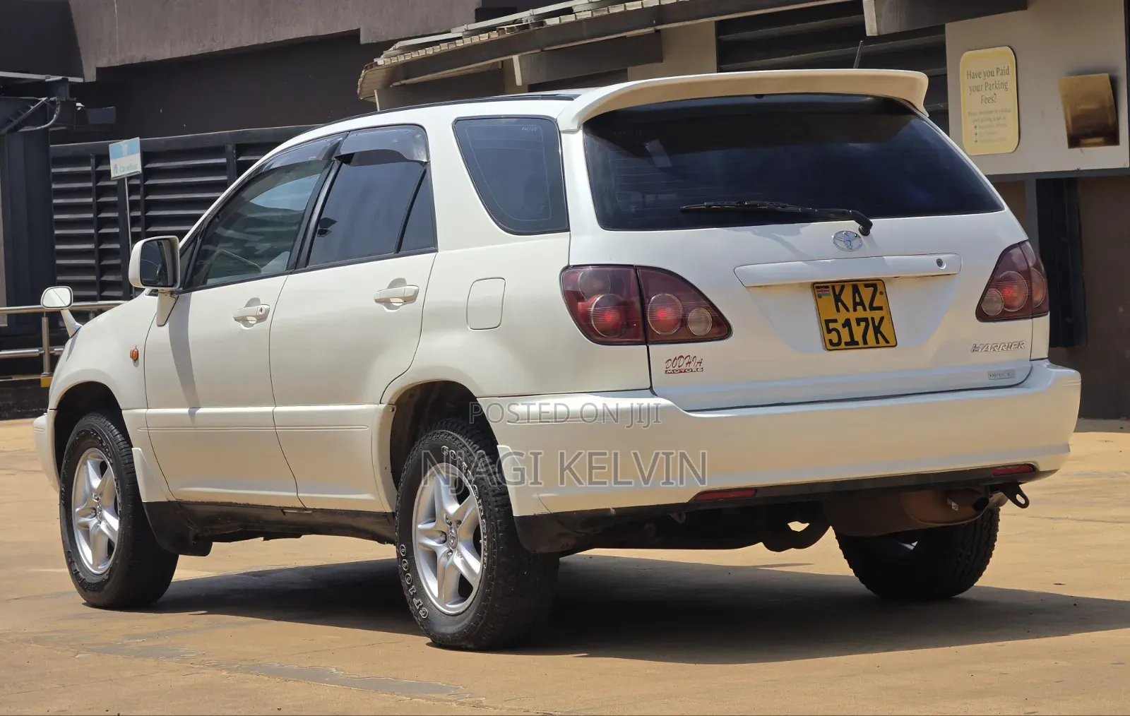 Toyota Harrier 2.2 16V 2000 White