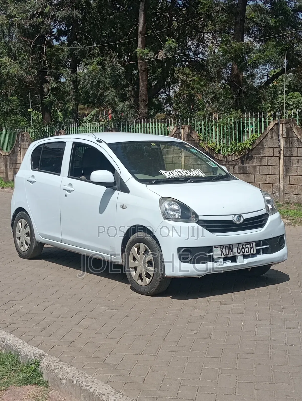 Daihatsu Mira 2016 Off white