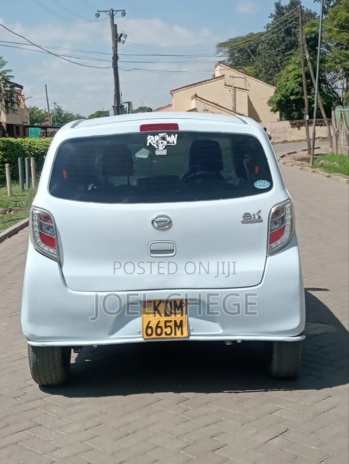 Daihatsu Mira 2016 Off white