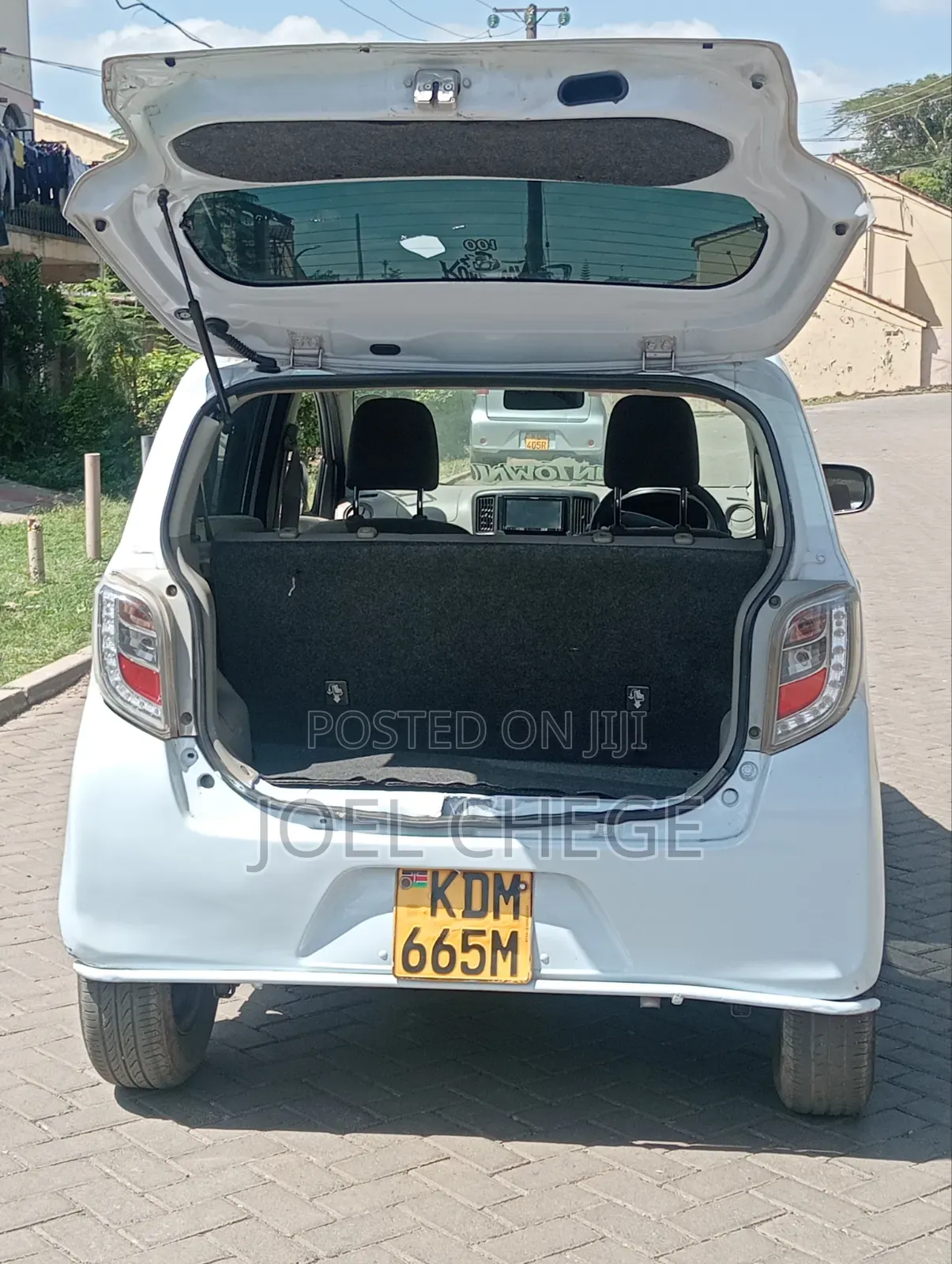 Daihatsu Mira 2016 Off white