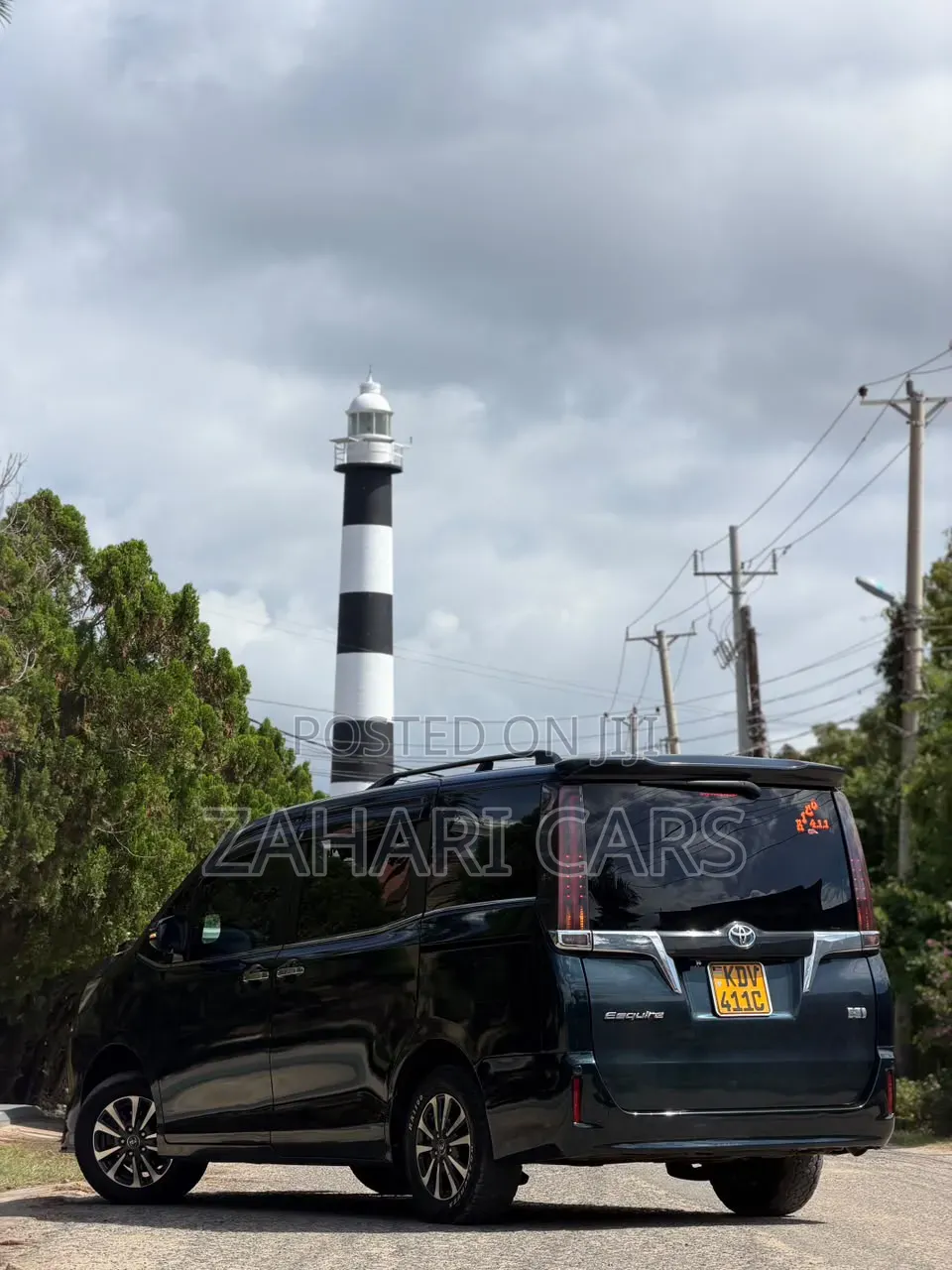 Toyota Esquire 2018 Black