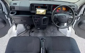 Daihatsu Hijet 2019 Silver