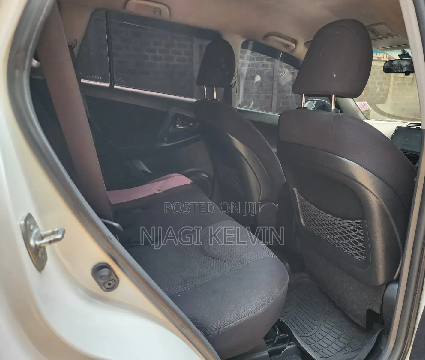 Toyota RAV4 2011 White