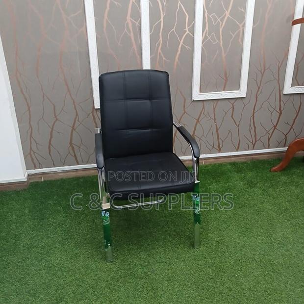 Executive Leather Guest Chair - thumbnail 2