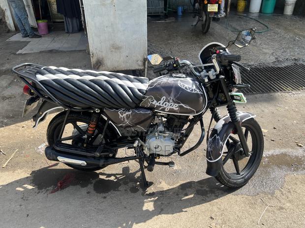 Bajaj Boxer 150 UG 2025 Red - thumbnail 2
