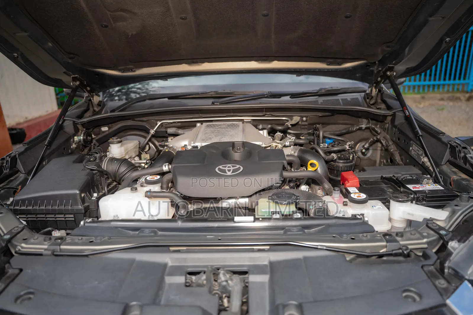 Toyota Hilux 2021 Green