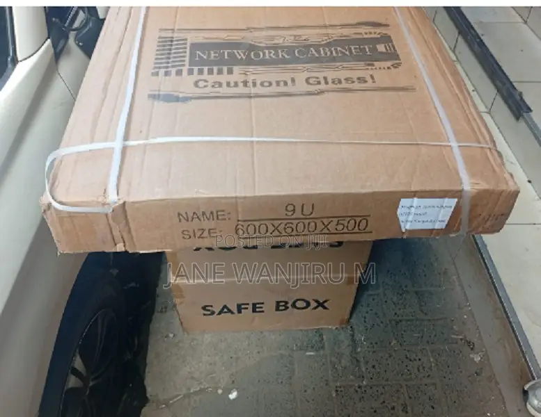U 600×600 It Network Cabinet