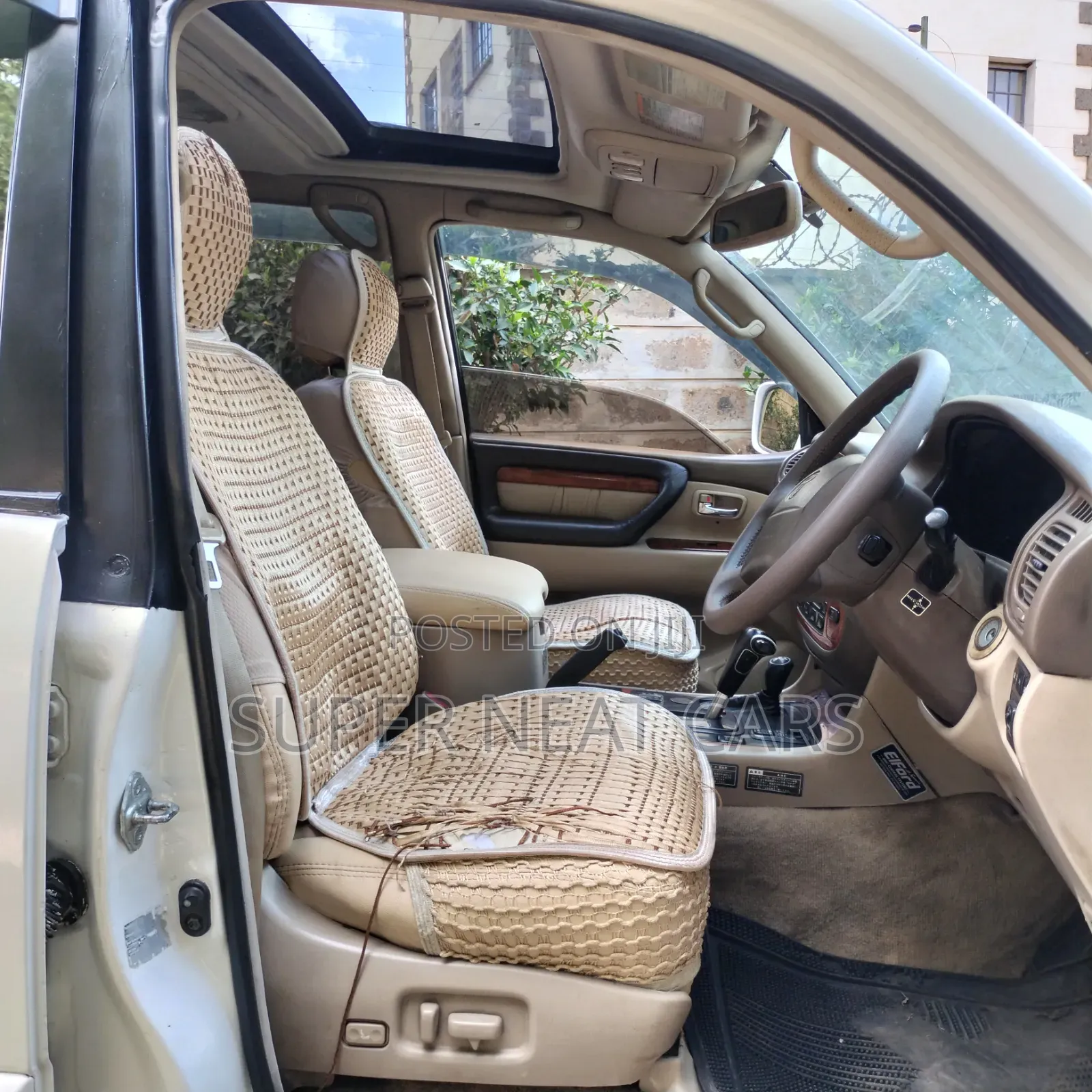 Toyota Land Cruiser Cygnus 4.7 2002 White