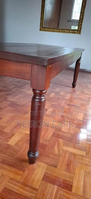 Dining Table, Mahogany, 8 Seater Without Chairs