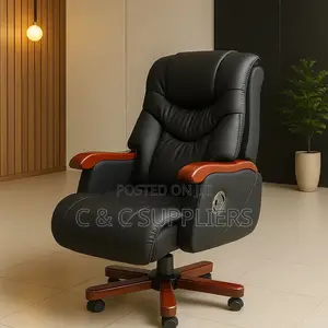 Modern Executive Leather Boss Seat