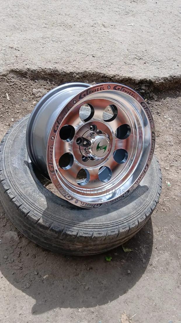 Size 15/6holes for 7l Rims