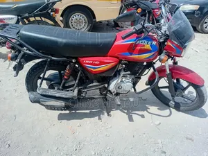 Bajaj Boxer 150 UG 2024 Red