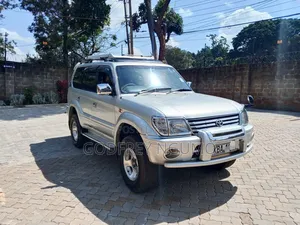 Toyota Land Cruiser Prado 2000 Silver