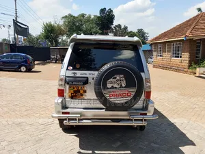 Toyota Land Cruiser Prado 2000 Silver