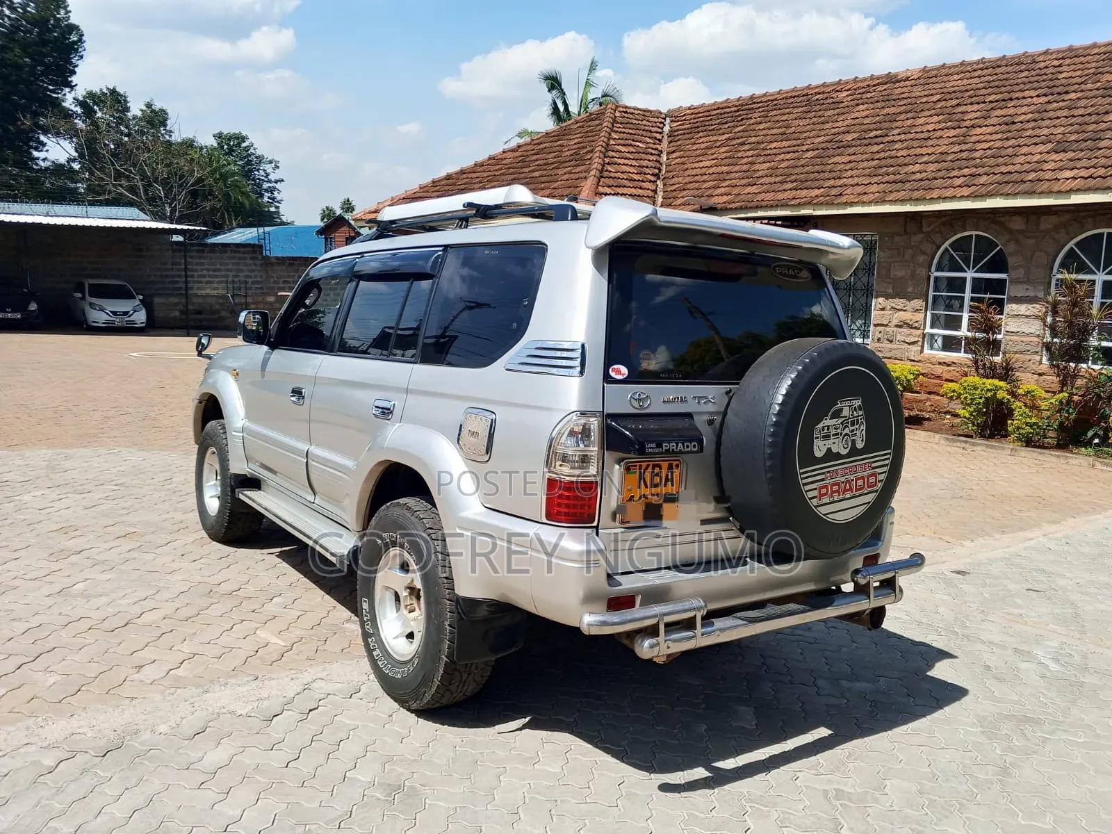 Toyota Land Cruiser Prado 2000 Silver