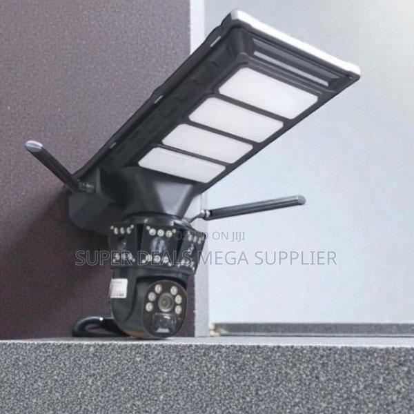4g Simcard PTZ Smooth Pan Tilt Zoom CCTV Camera Solar Street Light