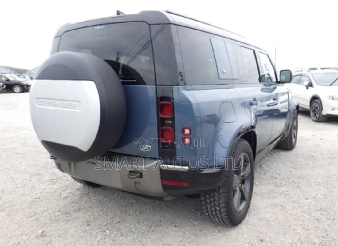 Land Rover Defender 2021 Blue