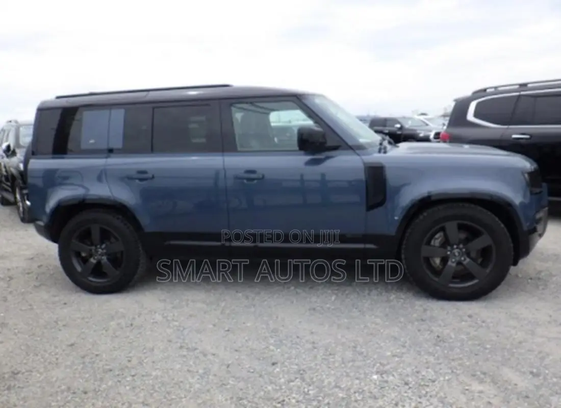 Land Rover Defender 2021 Blue
