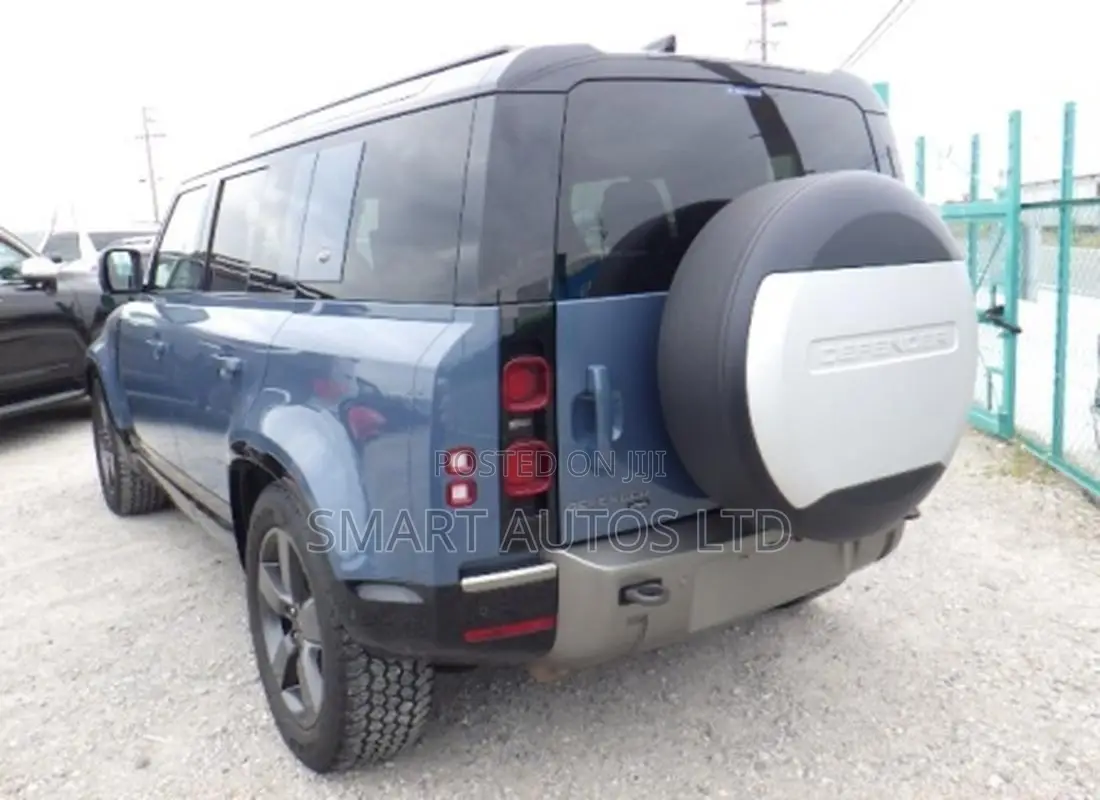 Land Rover Defender 2021 Blue