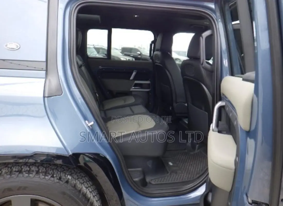 Land Rover Defender 2021 Blue