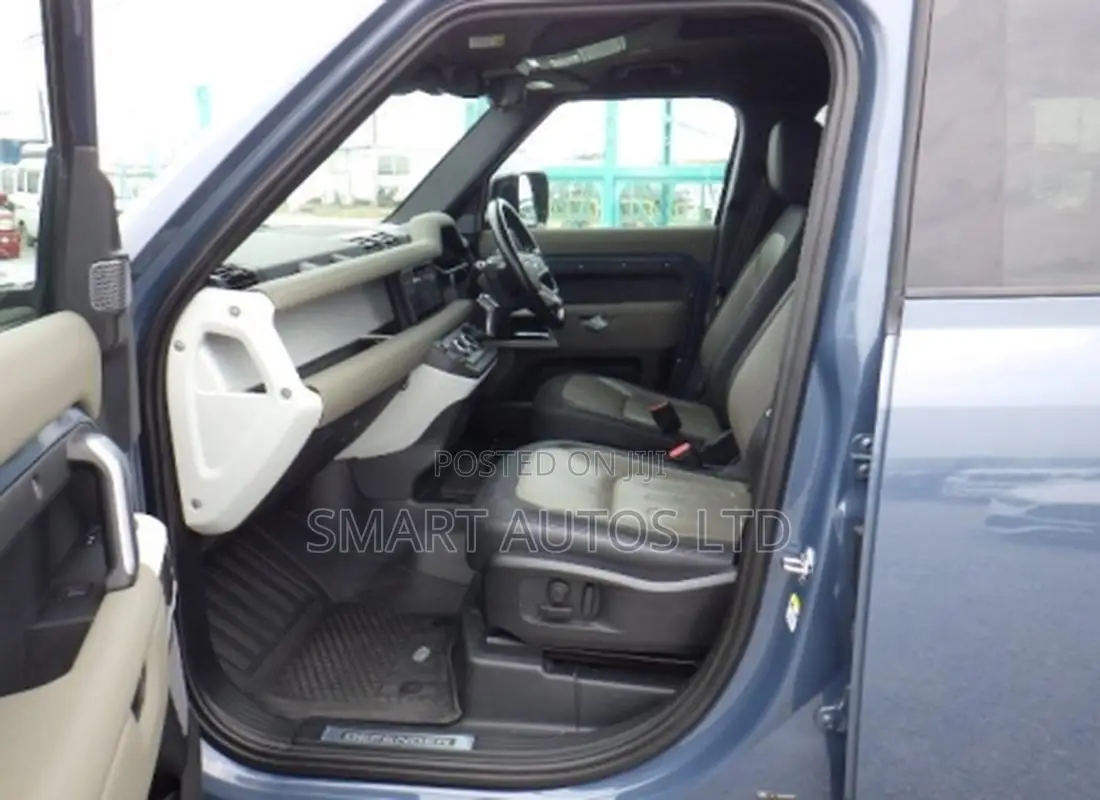 Land Rover Defender 2021 Blue