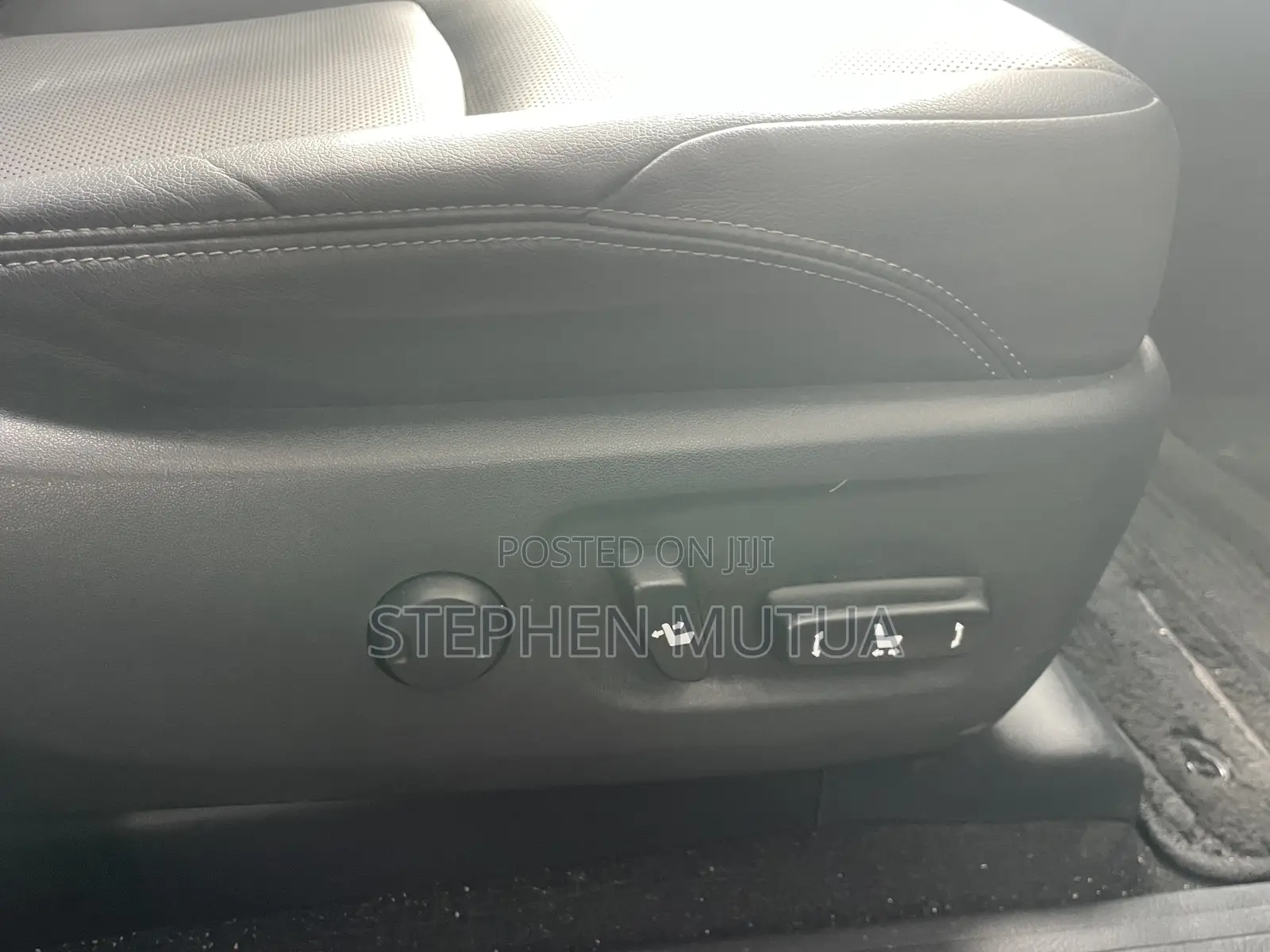 Toyota Land Cruiser Prado 2.8 2022 Black