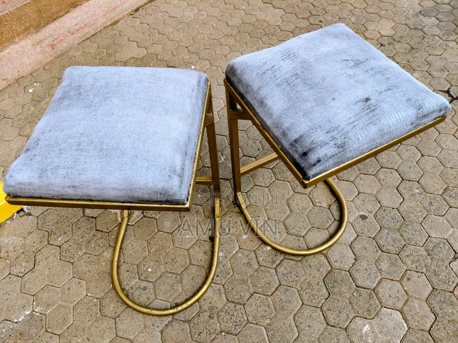 Raised Bar Stool / Seat / Chair