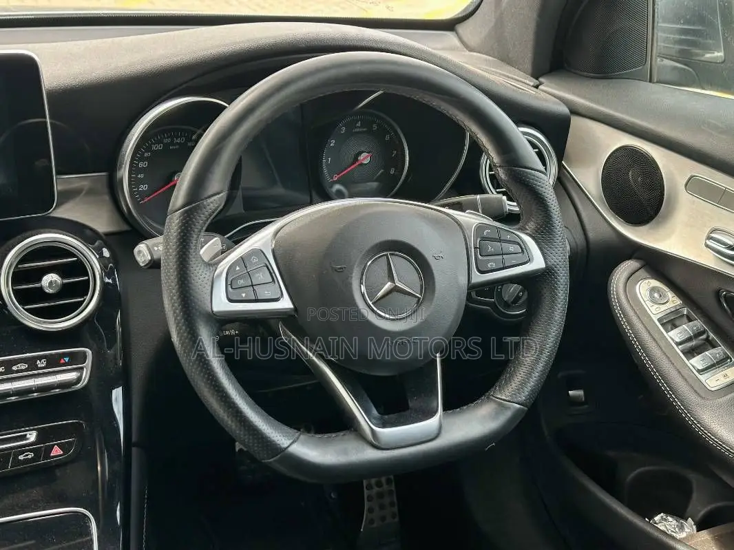 Mercedes-Benz 200 2019 Gray