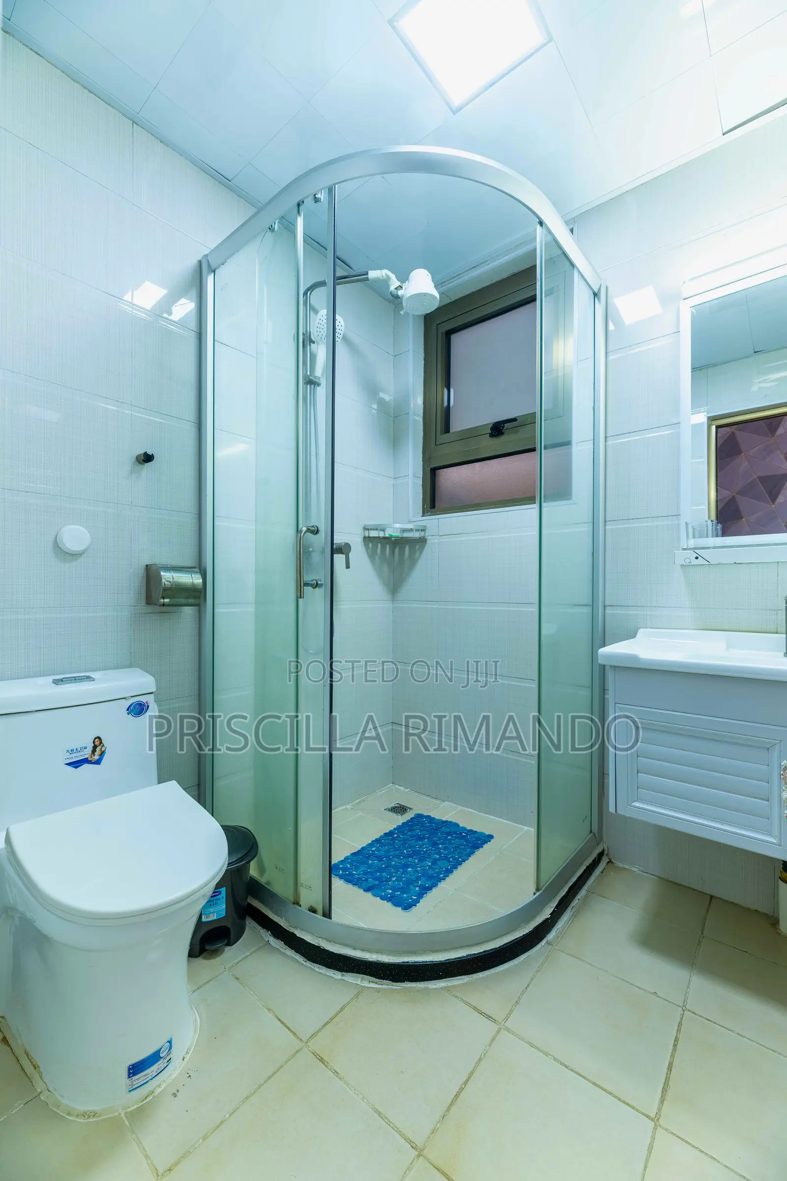 Modern 2-Bedroom Apartment in Kilimani|Gym, Balcony,Wifi, Backup Power