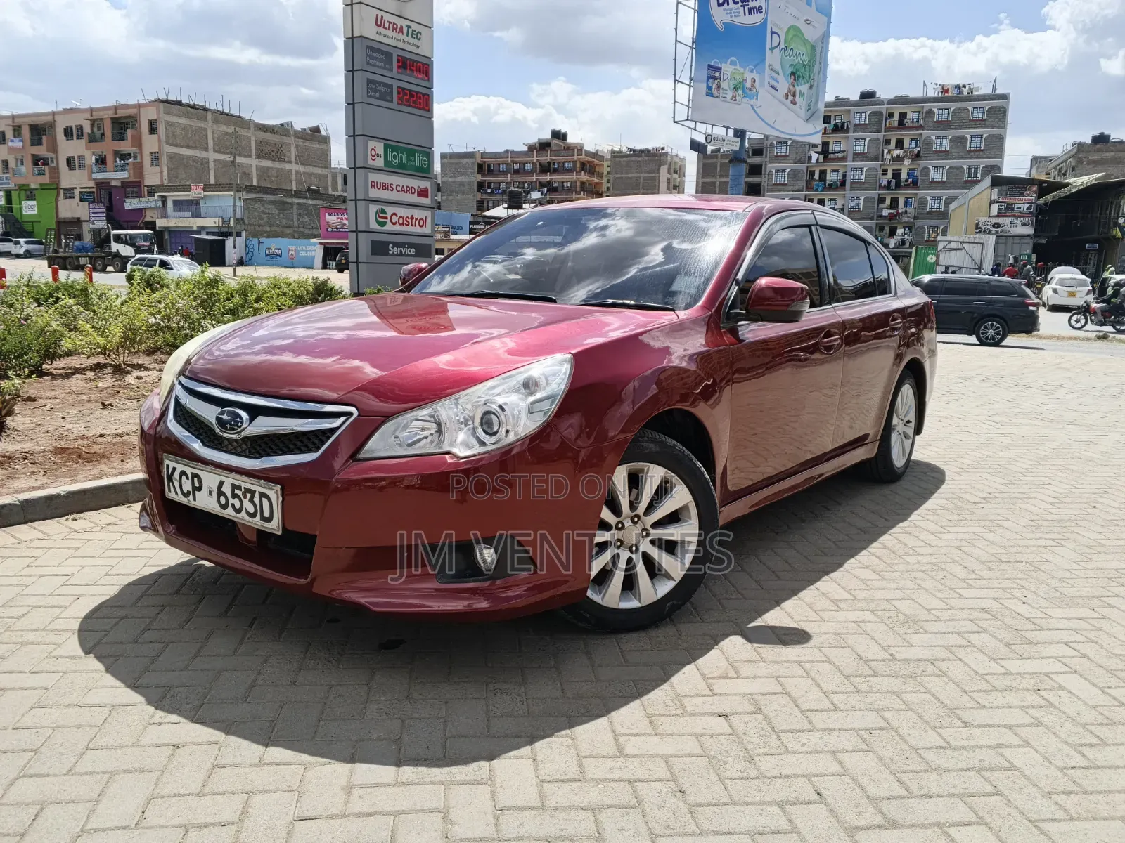 Subaru Legacy 2011 Red