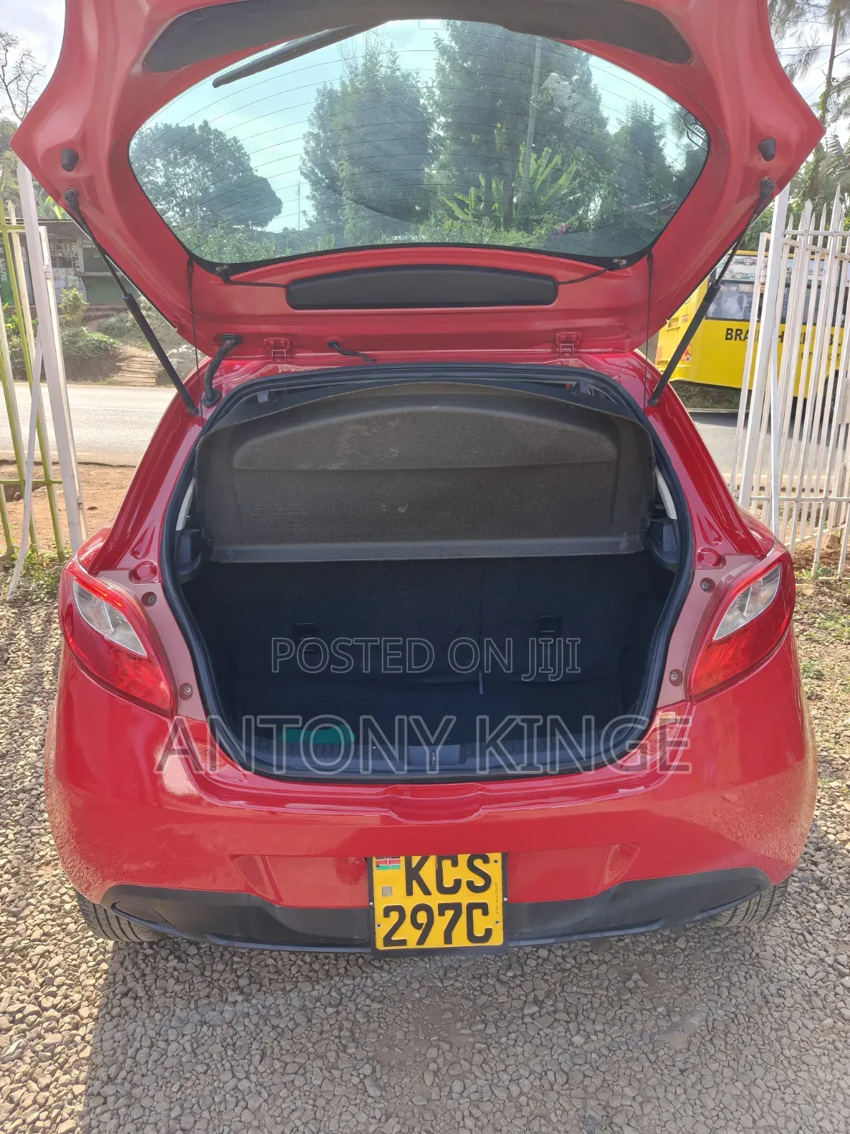 Mazda Demio 2011 Red