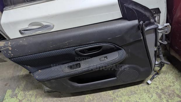Subaru Impreza Gg2 /N10 Front Door - thumbnail 2