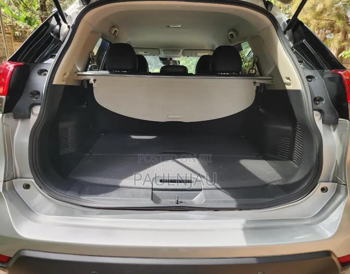 Nissan X-Trail 2017 Silver