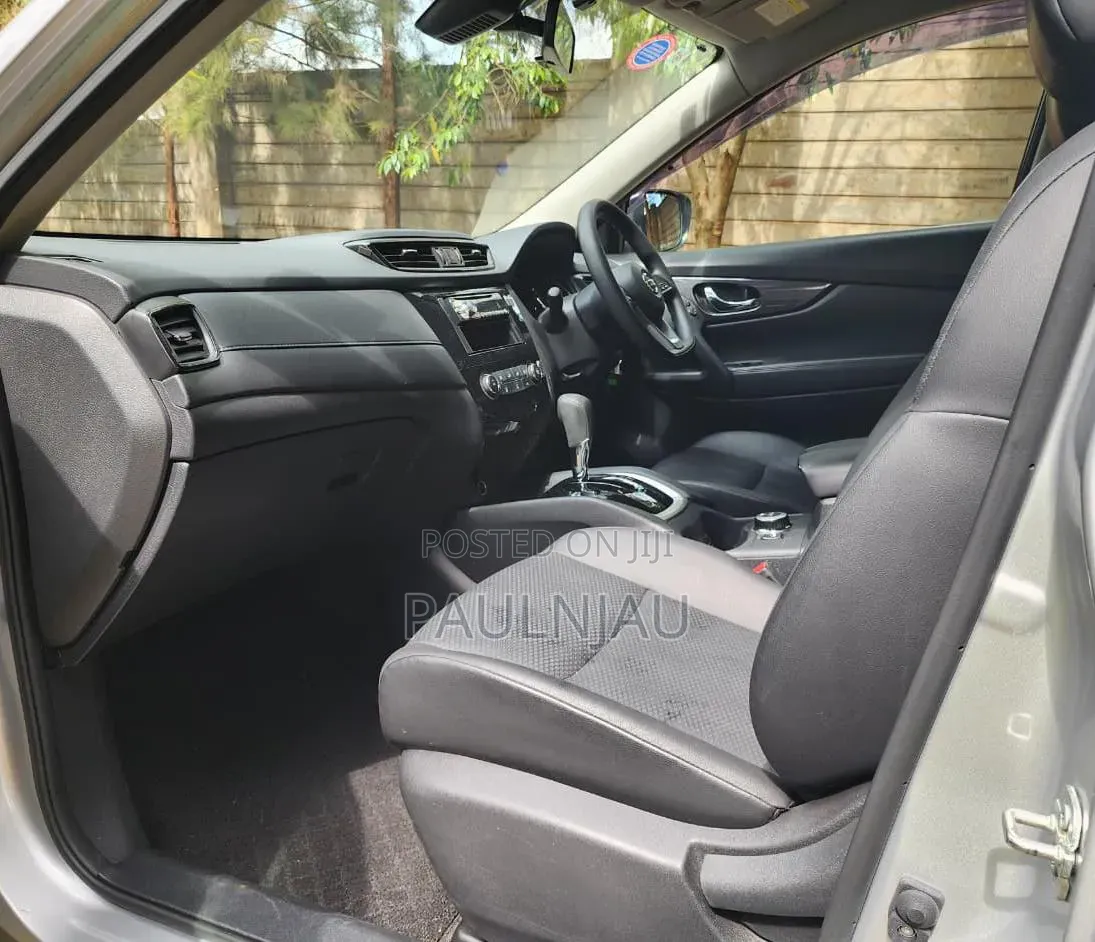 Nissan X-Trail 2017 Silver