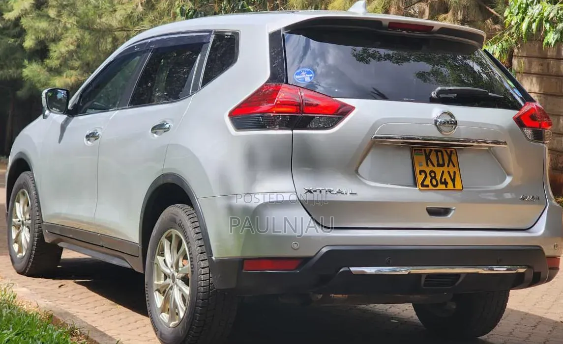 Nissan X-Trail 2017 Silver
