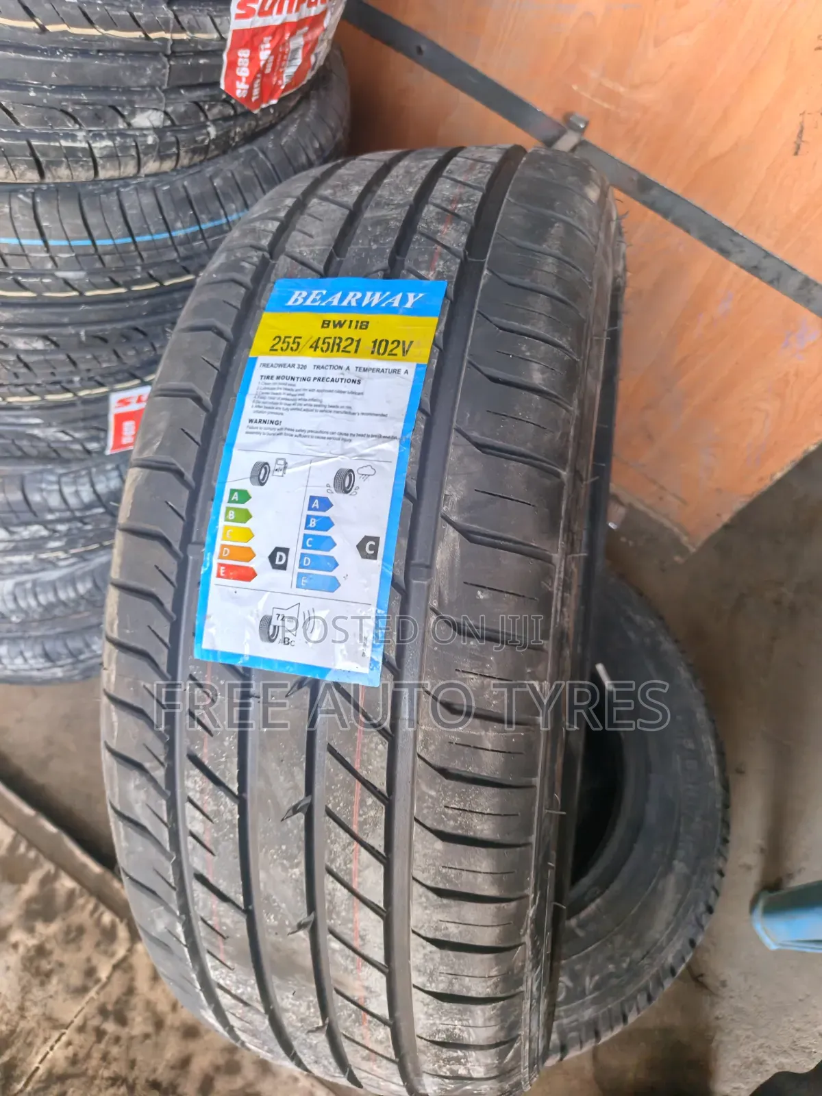 255/45r21 Bearway