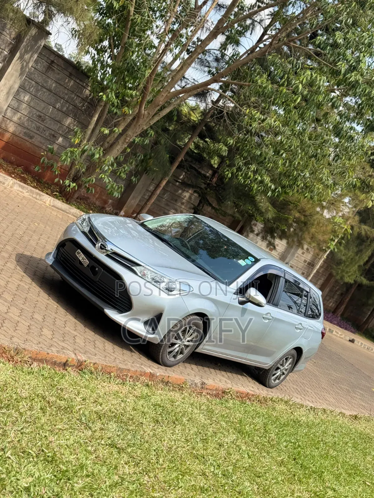 Toyota Corolla Fielder 2019 Silver