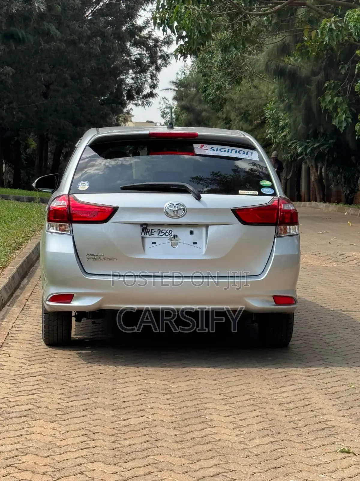 Toyota Corolla Fielder 2019 Silver
