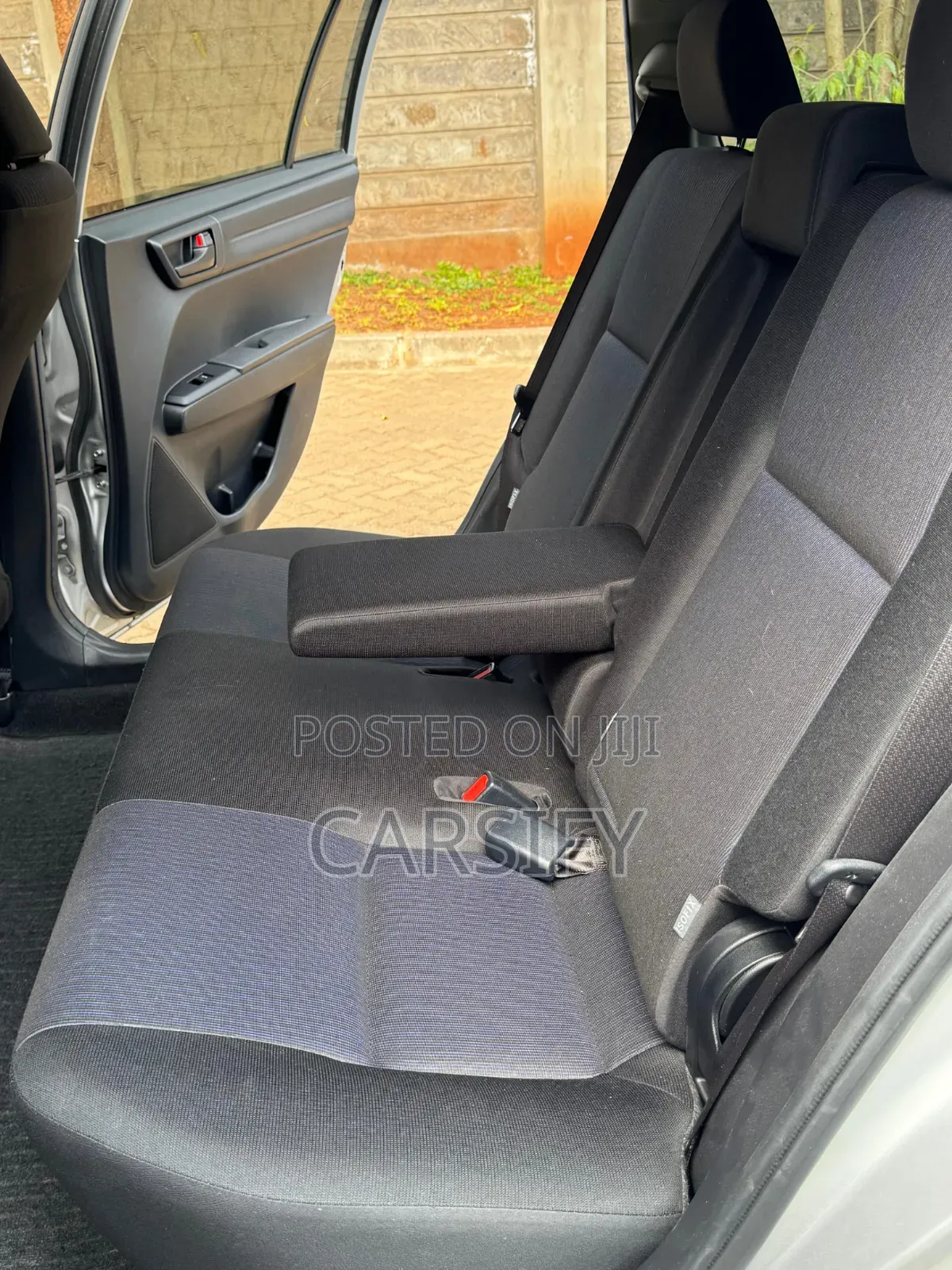 Toyota Corolla Fielder 2019 Silver