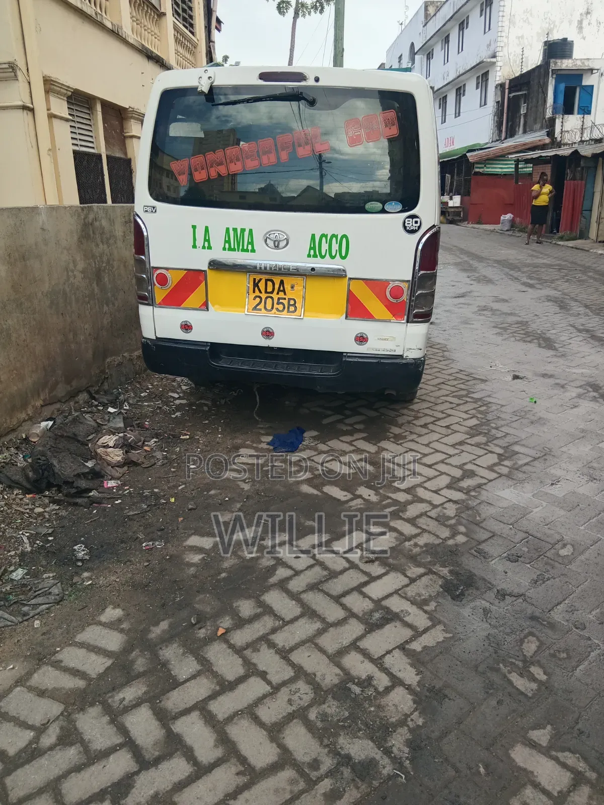 Toyota HiAce 2013 White
